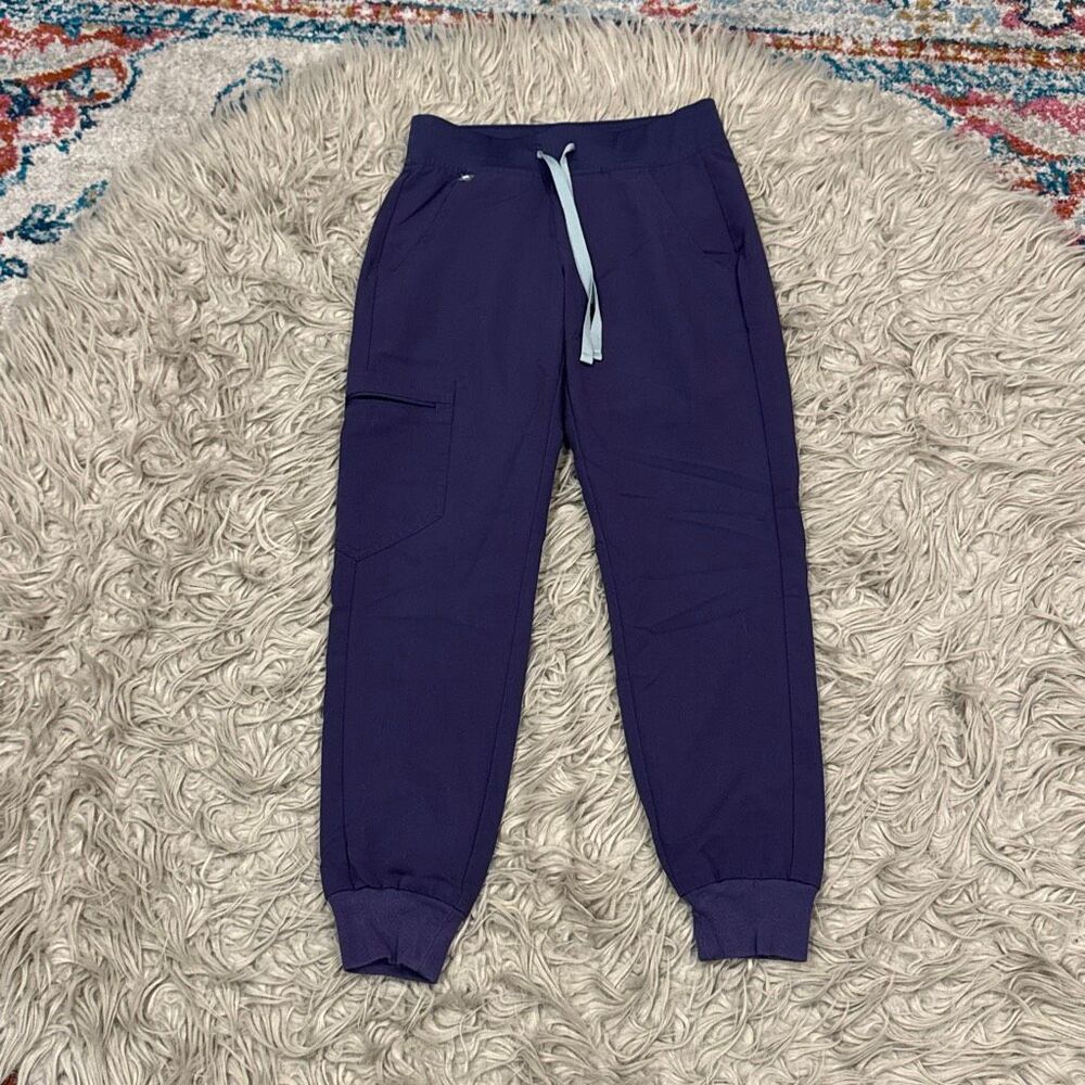 Figs scrub bottoms size XXS P purple shadow